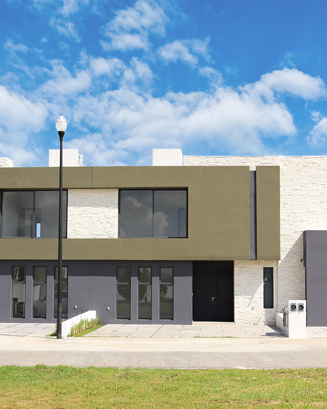 Casa en PREVENTA Misión de la Montaña MOD-CUARZO $5,523,900.00 T.160m2 Const. 197.95m2 C-0324 D/D