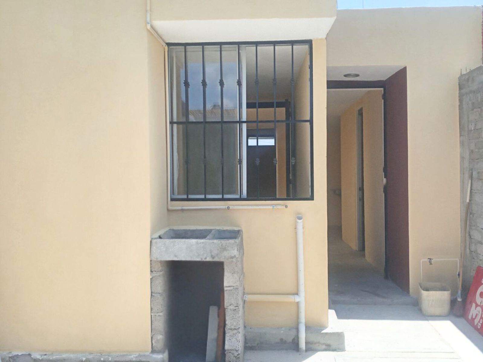 Casa Misión del Valle $683,000.00 T. 72m2 Const. 50m2 C-0417 C/D