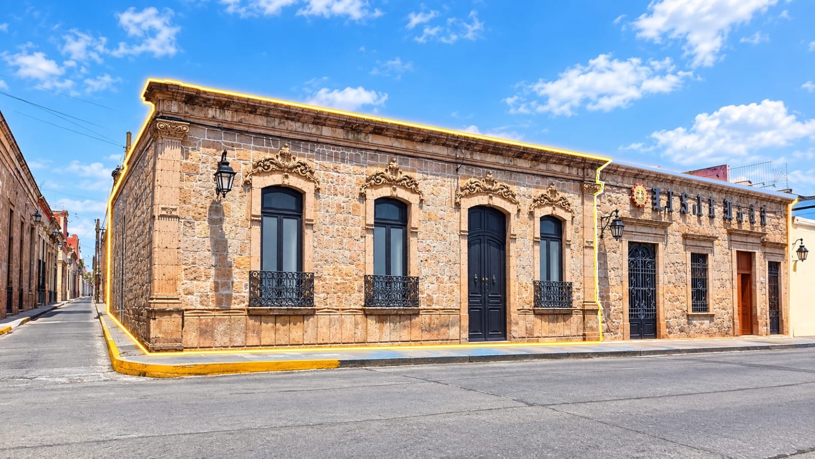 Casa en RENTA Centro Histórico $160,000.00 (mensual) T.637m2 1437m2 Const. C-032R