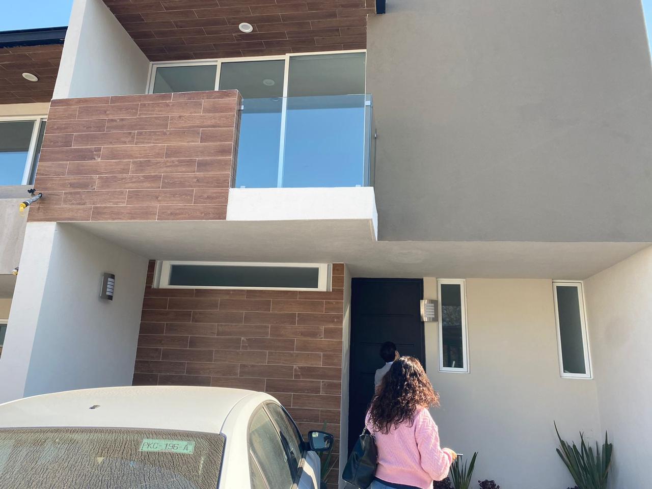 Casa Viveros $3,200,000.00 T.100m2 Const. 142m2 C-0452 D/R